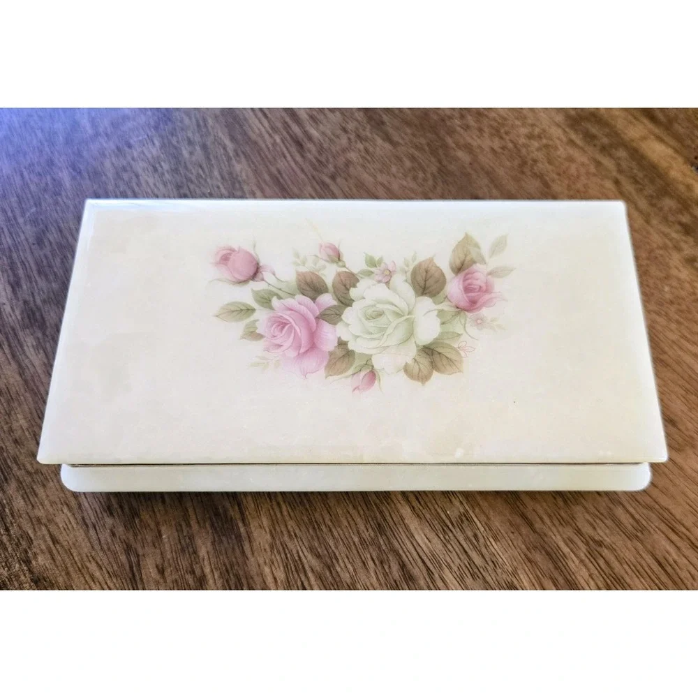 VTG Genuine Alabaster Trinket/Jewelry Box w/Flower Motif - Hand Carved In Italy